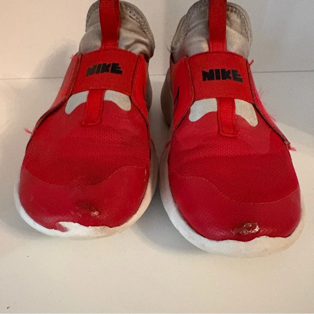 Nike Flex Runner 2 GS Boys Sneaker Shoes Size 5 / 5Y
